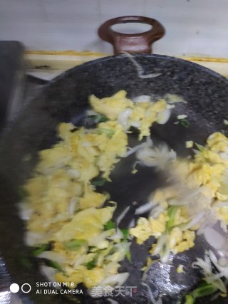 Scrambled Eggs with Green Onions recipe