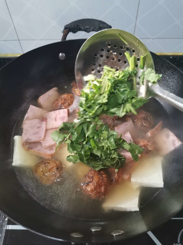 Tofu Soup with Radish Balls recipe