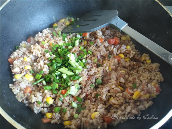 Fried Rice with Egg, Corn and Red Rice recipe