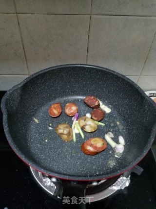 Fried Sausage with Snow Pea recipe