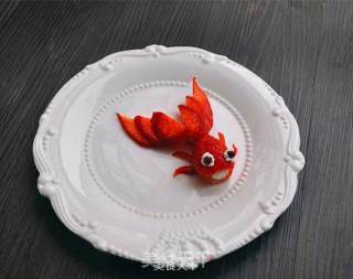 Goldfish (strawberry Creative Placing) recipe