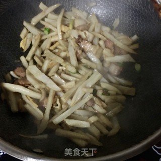 Home-style Fried Lotus Root recipe