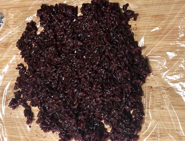 Low-fat Purple Rice Balls recipe