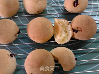 Cranberry Mochi Bun recipe