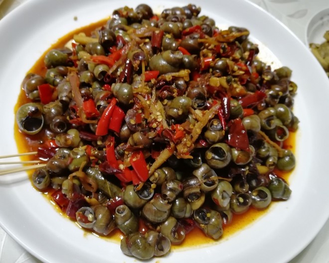 Spicy Stir-fried Escargot recipe