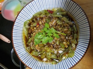 Garlic Oil Pouring on Candel recipe