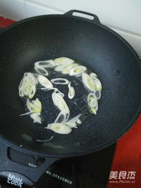 Stir-fried Clam with Sauce recipe