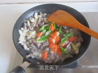 Soaked Lotus Root with Fried Chicken Gizzards recipe