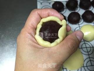 Bean Paste Mooncake recipe