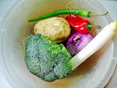 Griddle Broccoli and Lotus Root Slices recipe