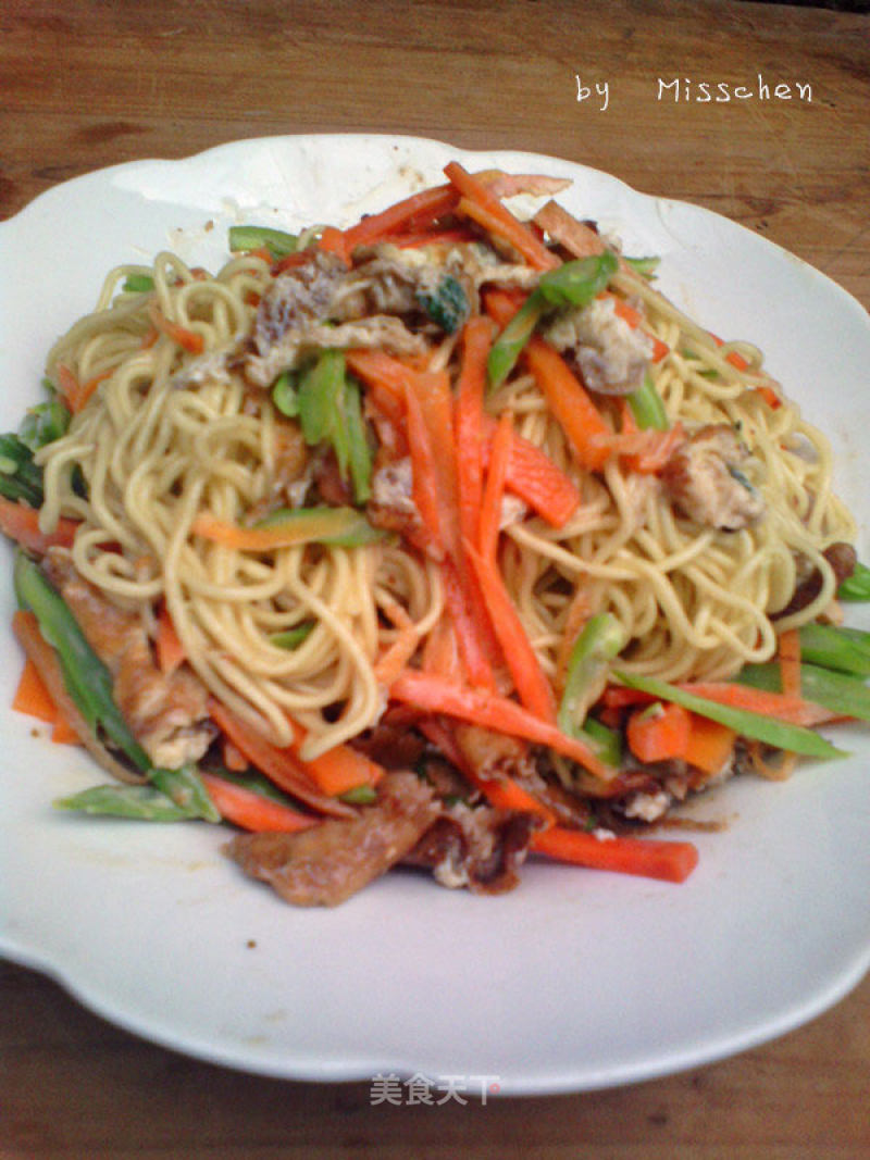 Noodles with Salad Sauce recipe