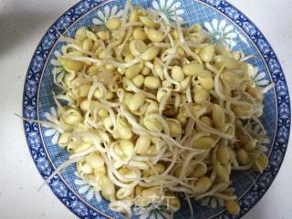 Spicy Stir-fried Soy Sprouts recipe