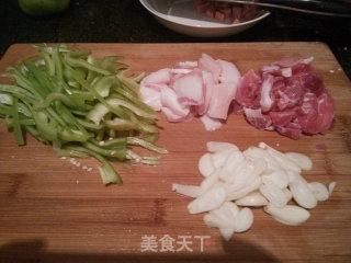 Stir-fried Pork with Green Peppers recipe