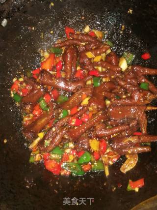 Spicy Garlic Chicken Feet recipe
