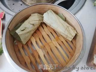 Steamed Pork Ribs with Lotus Leaf Powder recipe