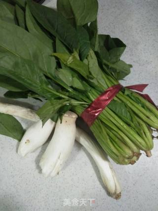 Stir-fried Spinach with Pleurotus Eryngii recipe