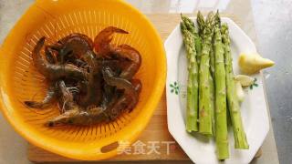 Fried Prawns with Asparagus recipe