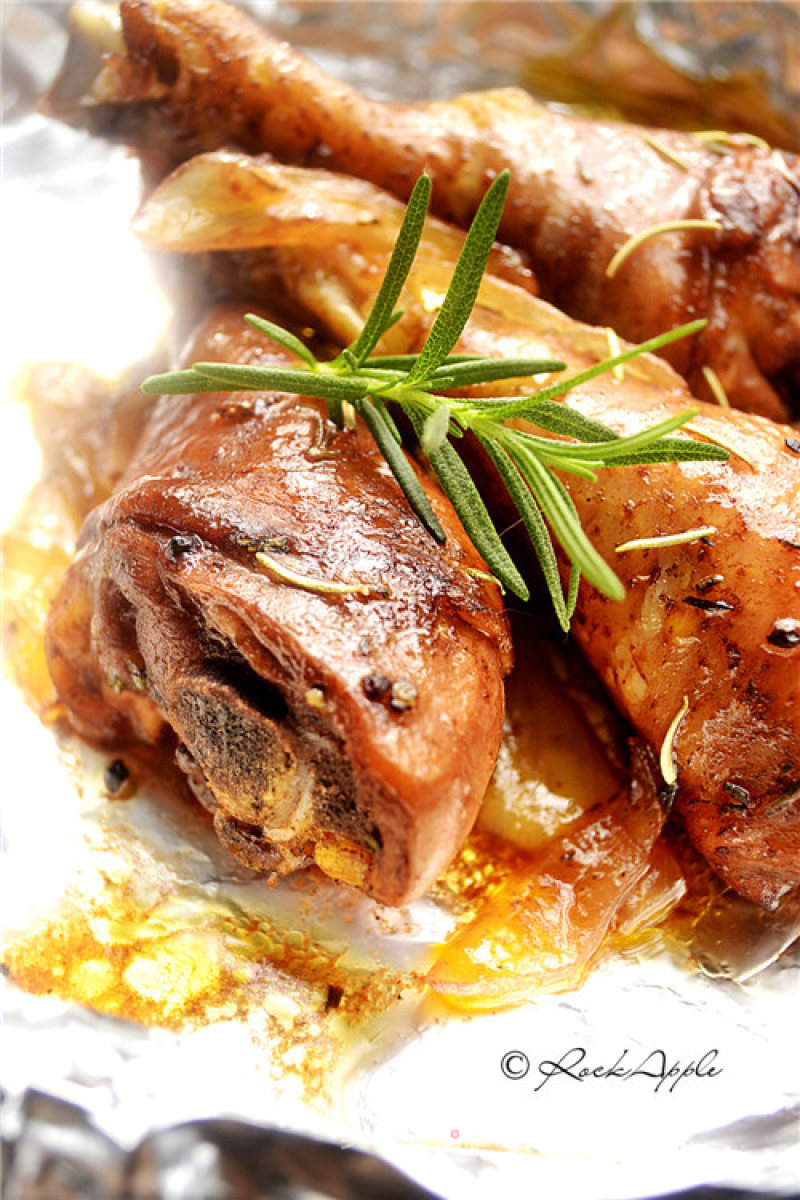 [roasted Chicken Drumsticks with Rosemary and Red Wine]