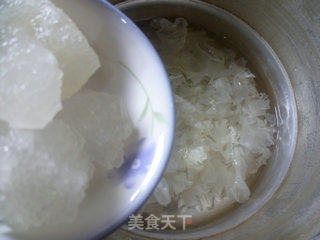 White Fungus and Pumpkin Sweet Soup recipe