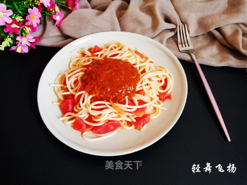 Spaghetti with Tomato Meat Sauce recipe