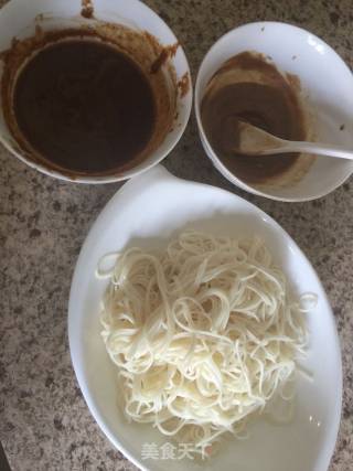 Spicy Peanut Sauce Noodles recipe