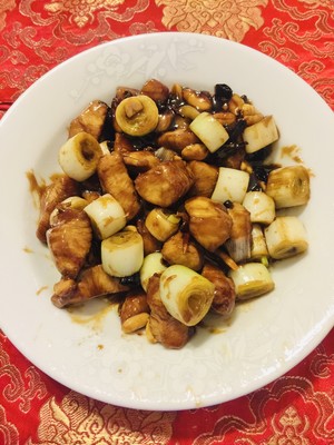 The Authentic Kung Pao (stuffed) Chicken Should Only Have Diced Chicken, Green Onion and Peanuts, and There Should Not be Any Vegetables. I Was Irritated by The Diced Kung Pao Chicken in The Kitchen. recipe