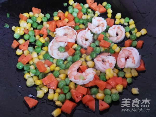 Shrimp Multicolored Fried Rice recipe