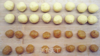 New Year's Souvenirs of Beautiful Pineapple Cakes (fried Fillings in A Bread Machine) recipe