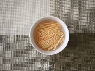#四session Baking Contest and It's Love to Eat Festival# Cumin Toothpick Meat recipe