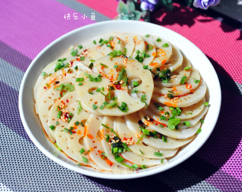 Hot and Sour Lotus Root Slices-the Favorite Lotus Root of Hubei People recipe