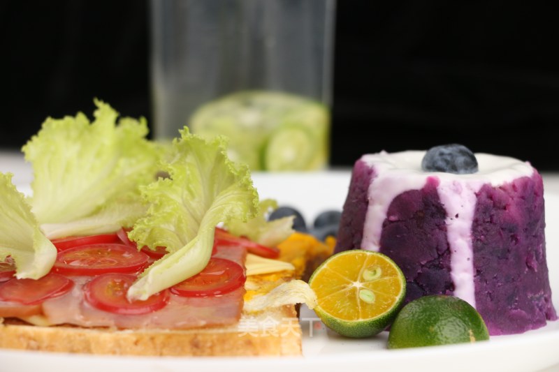 A Must-see Open Sandwich for Housewives and Students recipe