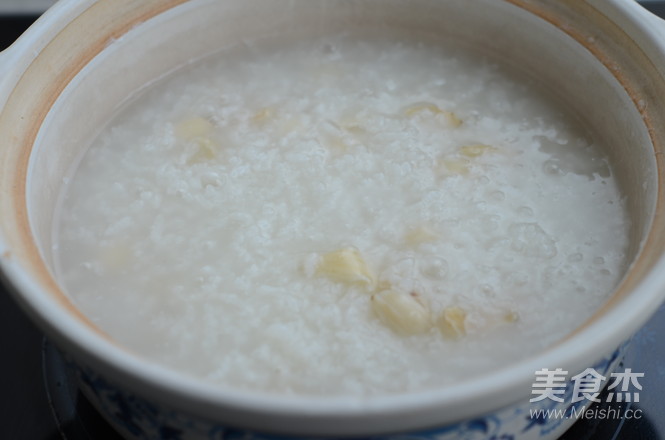 Lotus Seed Lily Strawberry Porridge recipe