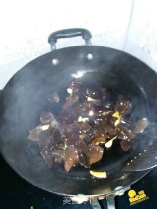 Chinese Cabbage with Fungus recipe