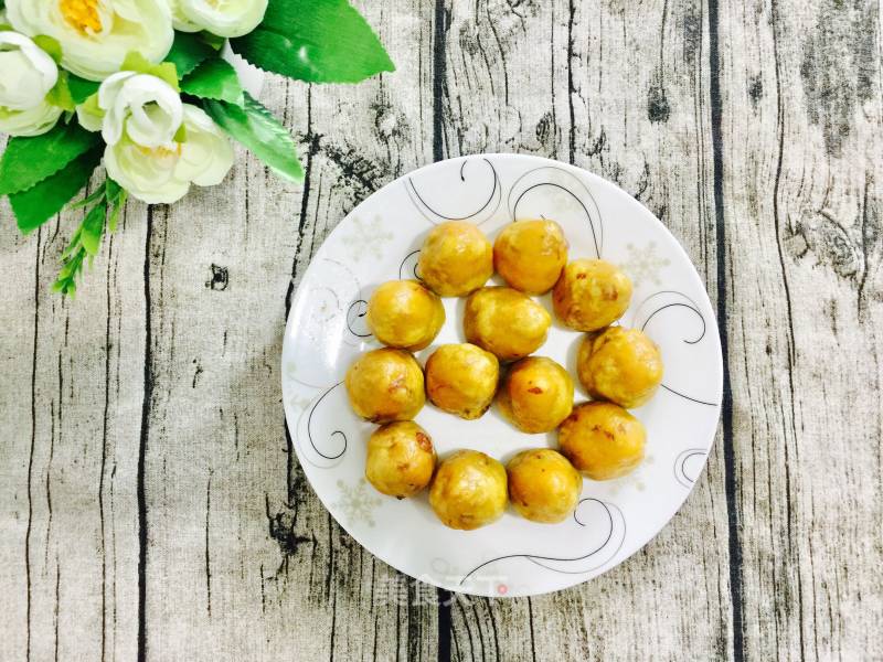 Sweet Potato and Raisin Wotou recipe