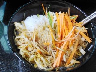 Daylily Mixed Vermicelli recipe