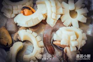 Winter Melon and Seafood Boiled 【yun Yun Xiaochu】 recipe
