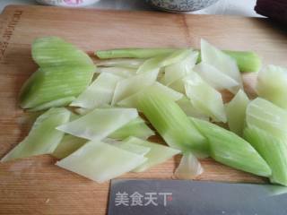 Scrambled Eggs with Lettuce recipe