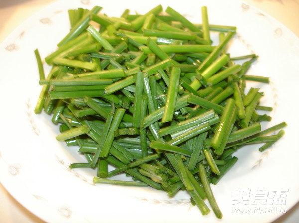 Stir-fried Squid with Leek Moss and Clean Up recipe