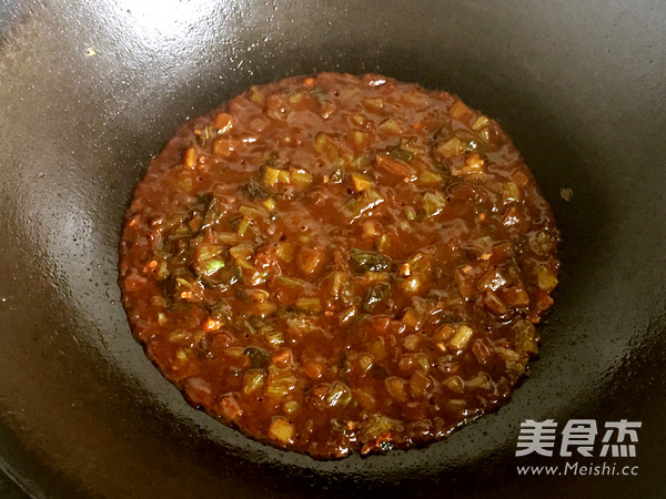 Laotan Pickled Cabbage and Beef Flavored Noodles recipe