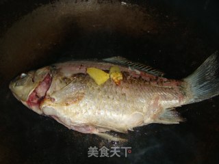 Crucian Carp Boiled with Yam recipe