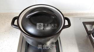 Chicken Soup with Astragalus Belly Strips——a Soup in Autumn and Winter recipe