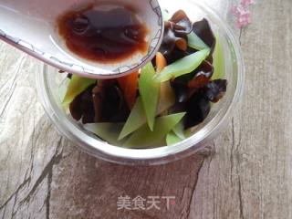 Cold Black Fungus Lettuce recipe