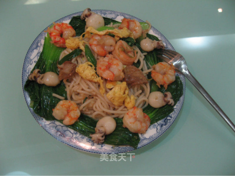 Three Fresh Stir-fried Rice Noodles recipe