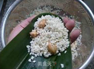 Glutinous Rice Dumplings with Candied Dates and Peanuts recipe