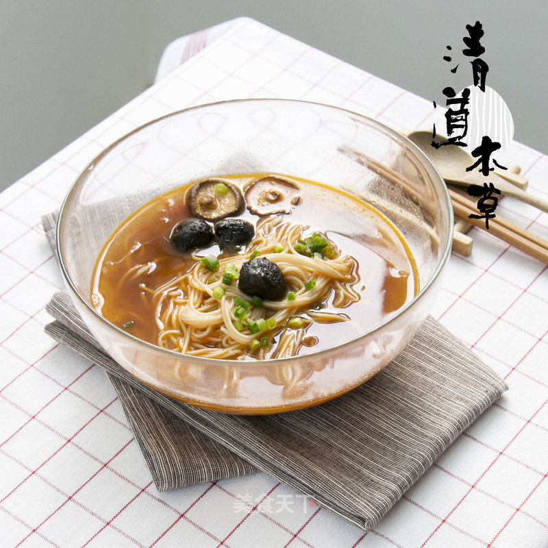 Tomato Black Garlic Shiitake Noodle recipe