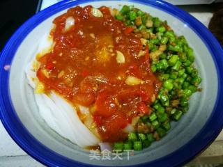 Carob Minced Pork Dried Noodles recipe