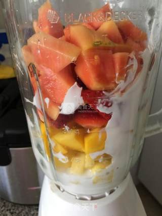 Summer Mixed Fruit Yogurt Drink recipe