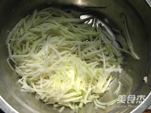 Soy Sauce with Fruit Kohlrabi recipe