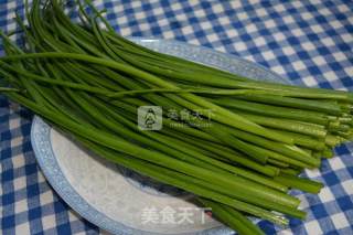 Stir-fried Leek Moss with Lean Pork recipe