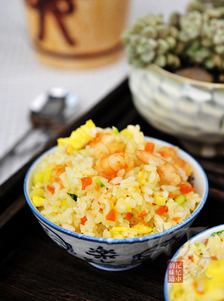 Fried Rice with Shrimp, Vegetable and Egg